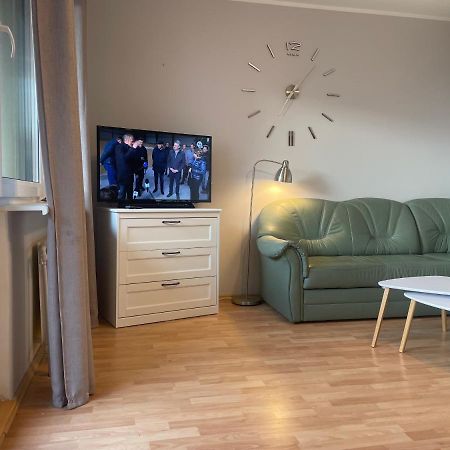 Wolin-Travel Apartament Dom Przy Parku ミエンジズドロイェ エクステリア 写真