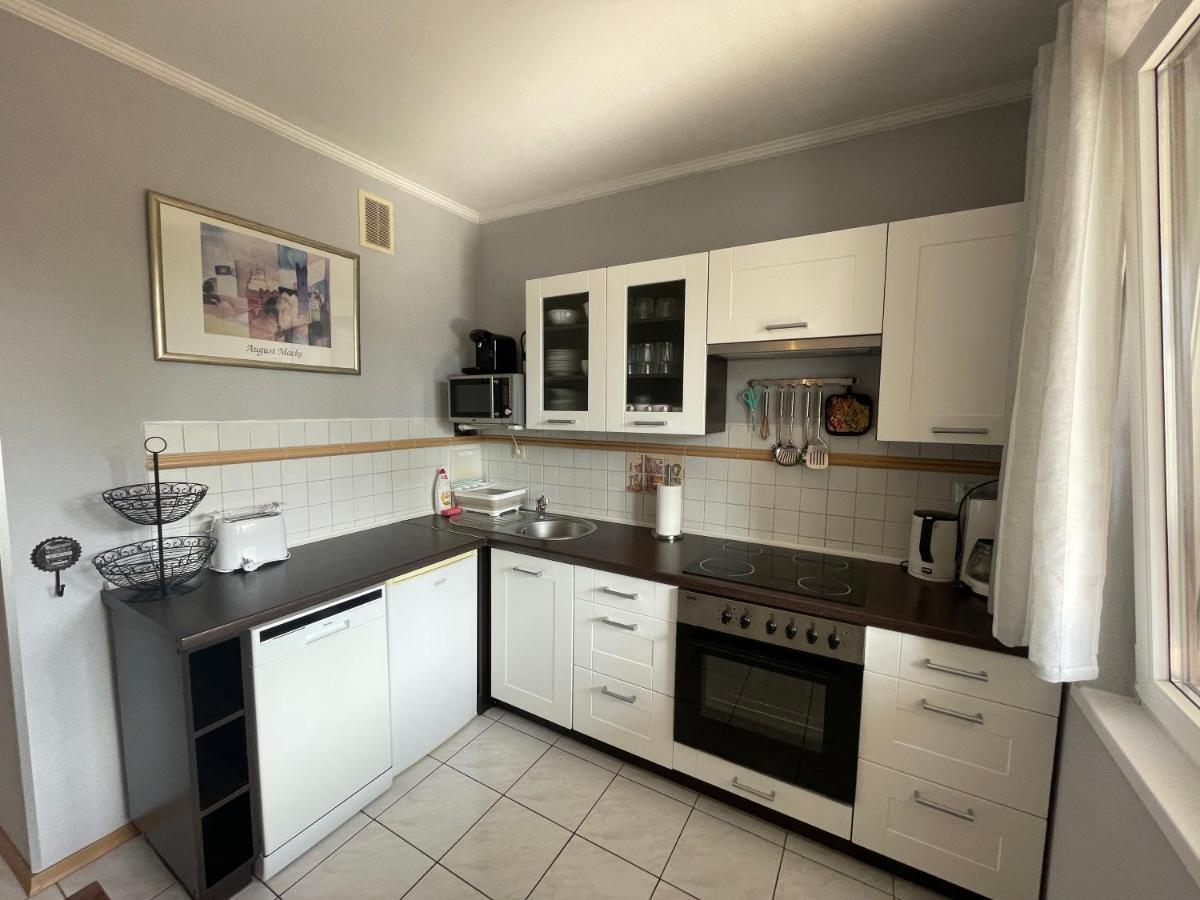Wolin-Travel Apartament Dom Przy Parku ミエンジズドロイェ エクステリア 写真