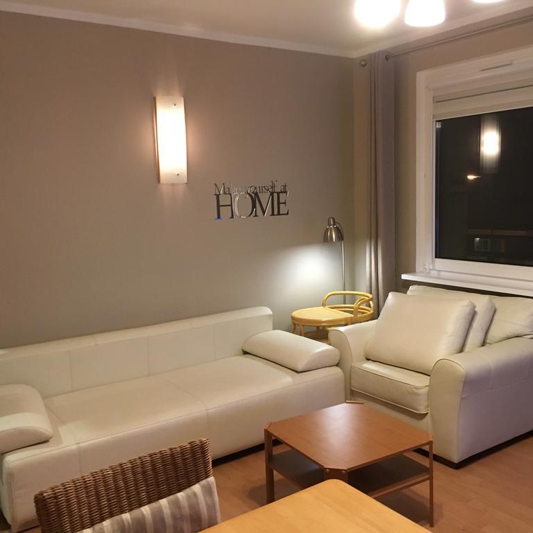 Wolin-Travel Apartament Dom Przy Parku ミエンジズドロイェ エクステリア 写真