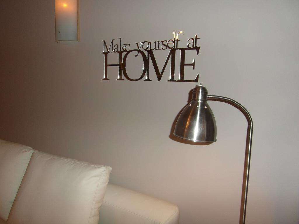 Wolin-Travel Apartament Dom Przy Parku ミエンジズドロイェ エクステリア 写真
