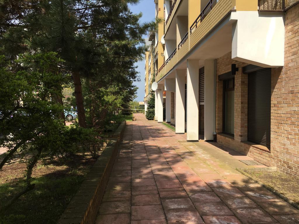 Wolin-Travel Apartament Dom Przy Parku ミエンジズドロイェ エクステリア 写真