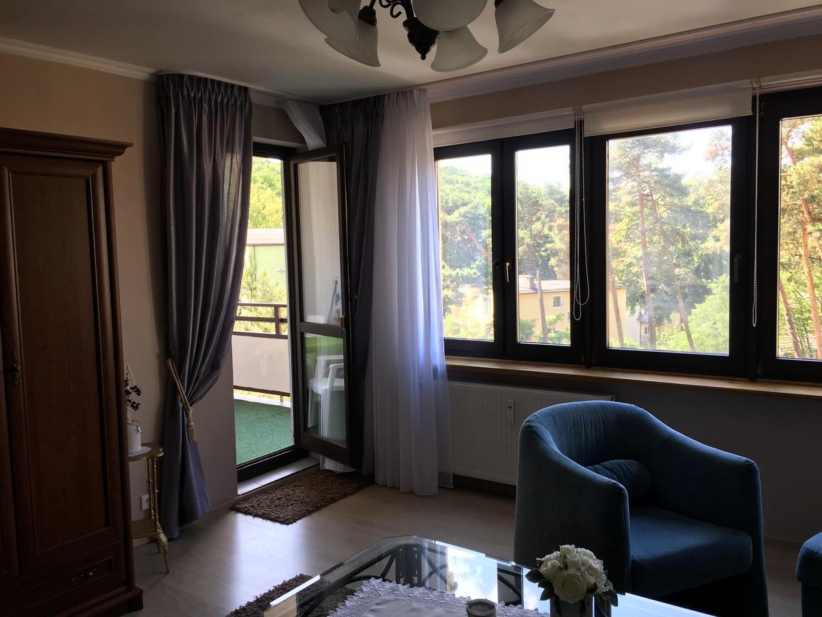 Wolin-Travel Apartament Dom Przy Parku ミエンジズドロイェ エクステリア 写真